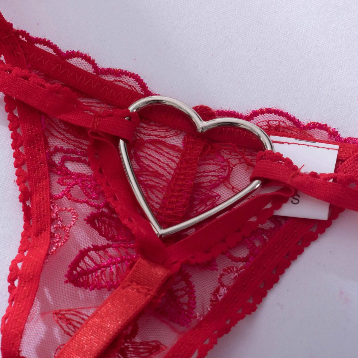 Red Lingerie Sexy Bra And Panty Set 3-Pieces Luxury Lace Fancy Underwear