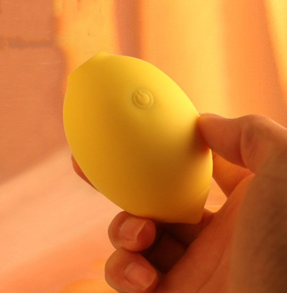 Sexeeg Sucker Clitoris Sucking And Licking G-point Massager Lemon Toy Sucker for Women 